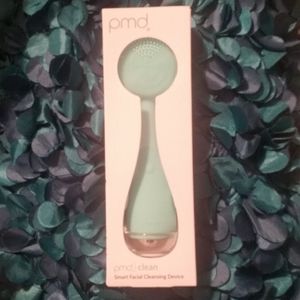 Pmd Smart Facial cleaning Device